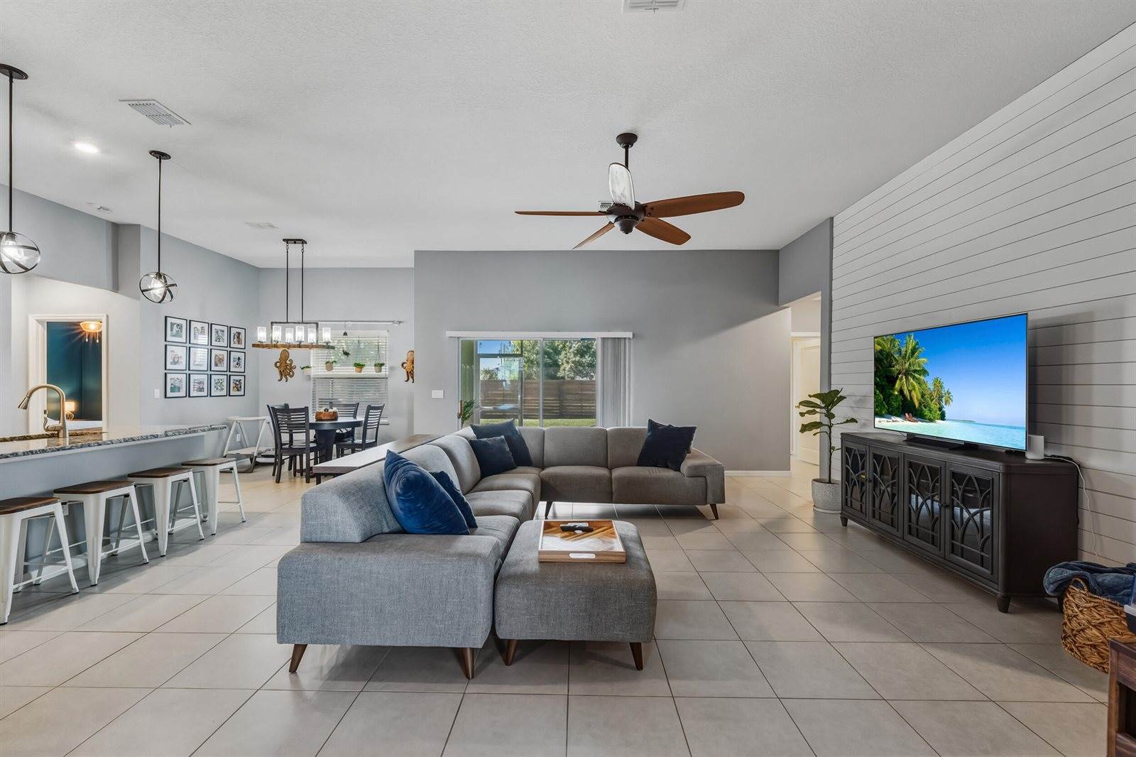 5265 NW East Delwood Drive, Port Saint Lucie, FL 34986