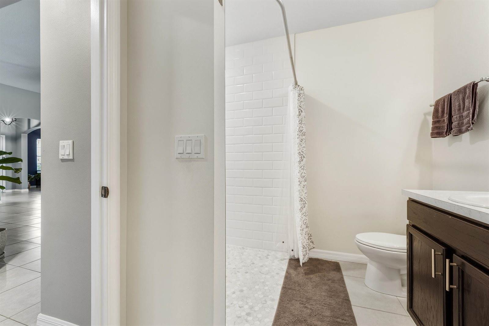 5265 NW East Delwood Drive, Port Saint Lucie, FL 34986