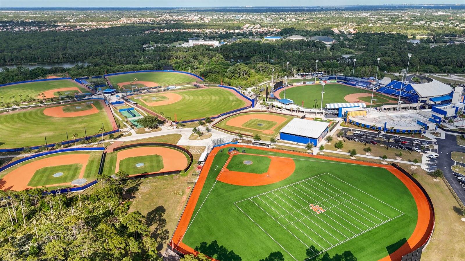 5265 NW East Delwood Drive, Port Saint Lucie, FL 34986