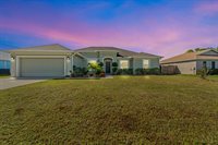 5265 NW East Delwood Drive, Port Saint Lucie, FL 34986