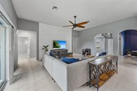 5265 NW East Delwood Drive, Port Saint Lucie, FL 34986