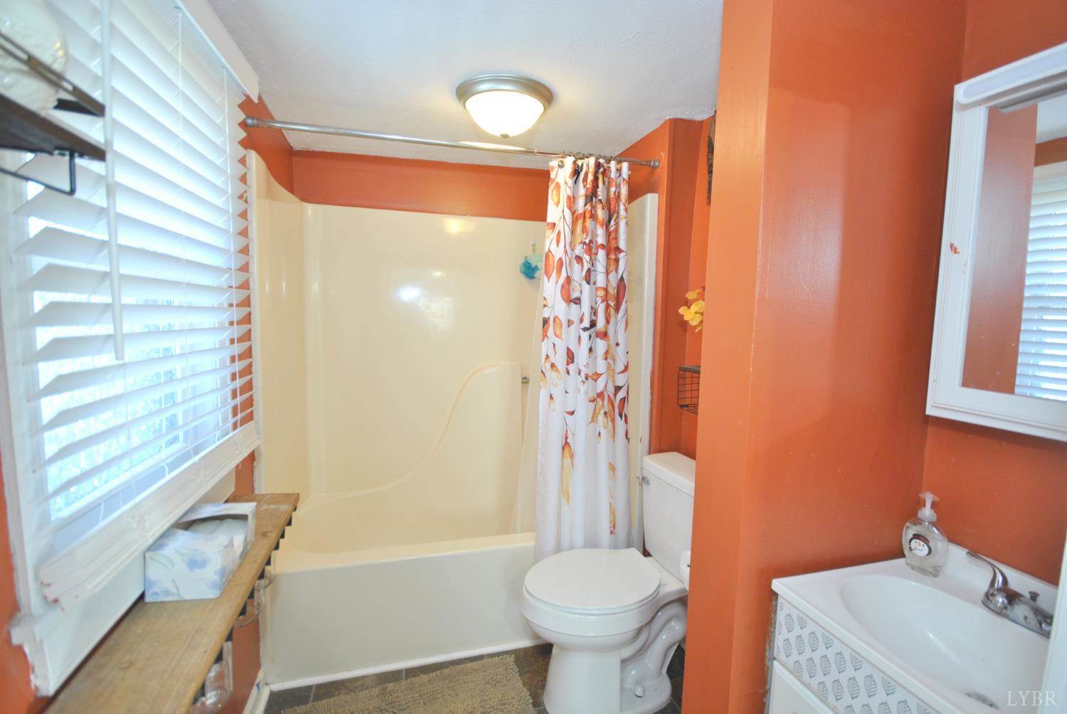 801 Sommers Street, Lynchburg, VA 24501