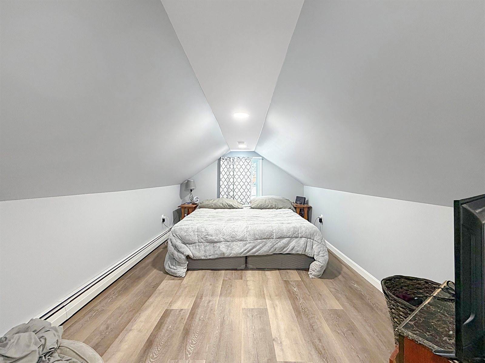 33 Vaughn Street, Caribou, ME 04736