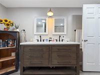 33 Vaughn Street, Caribou, ME 04736