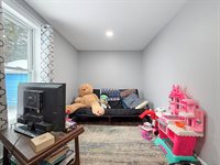 33 Vaughn Street, Caribou, ME 04736