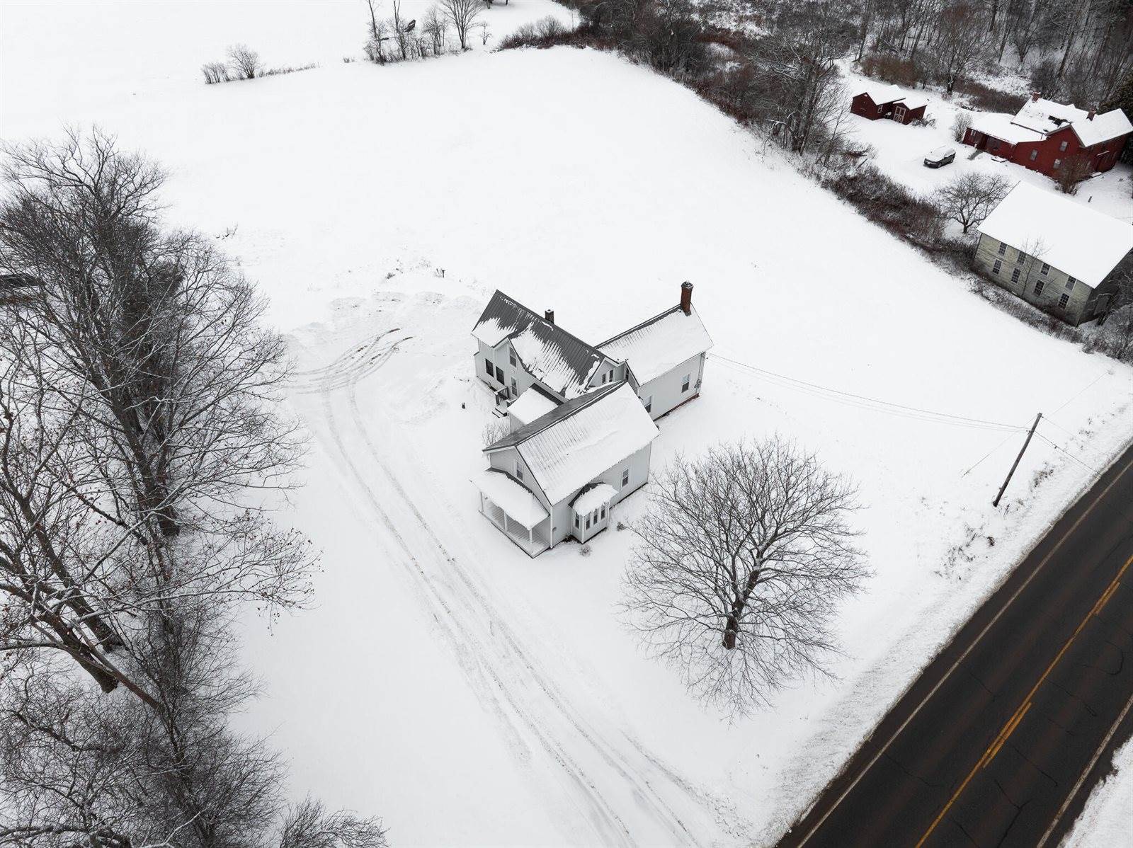 881 Western Avenue, Hampden, ME 04444