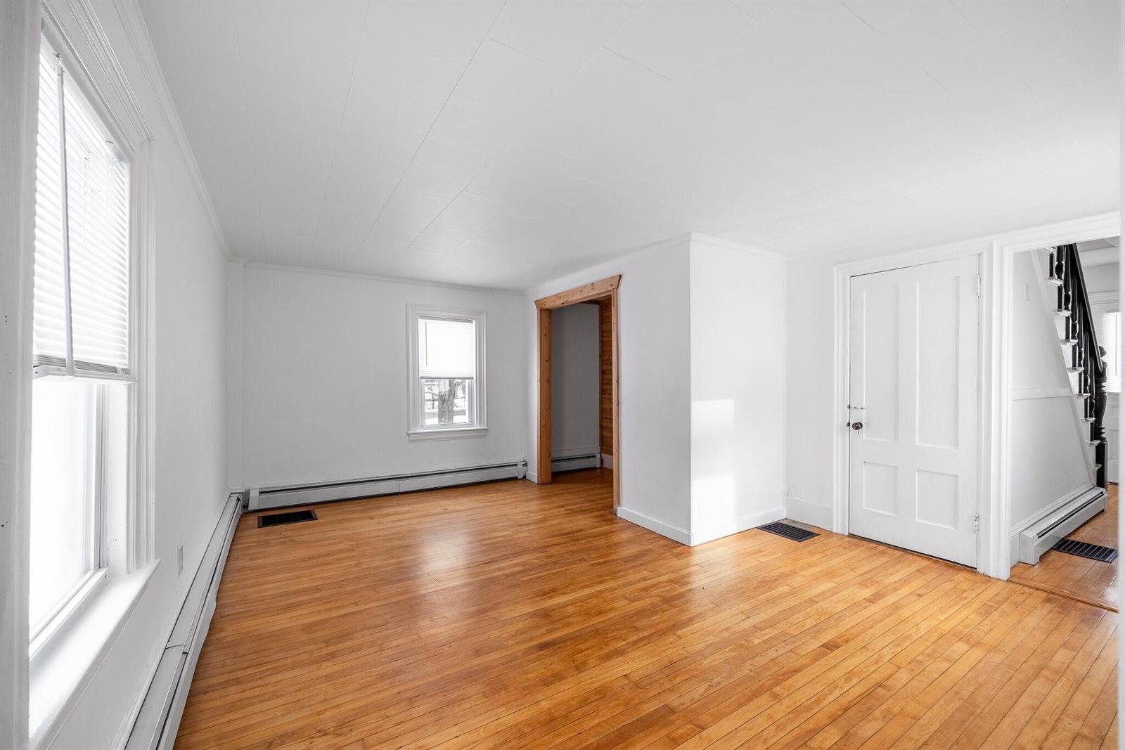 881 Western Avenue, Hampden, ME 04444