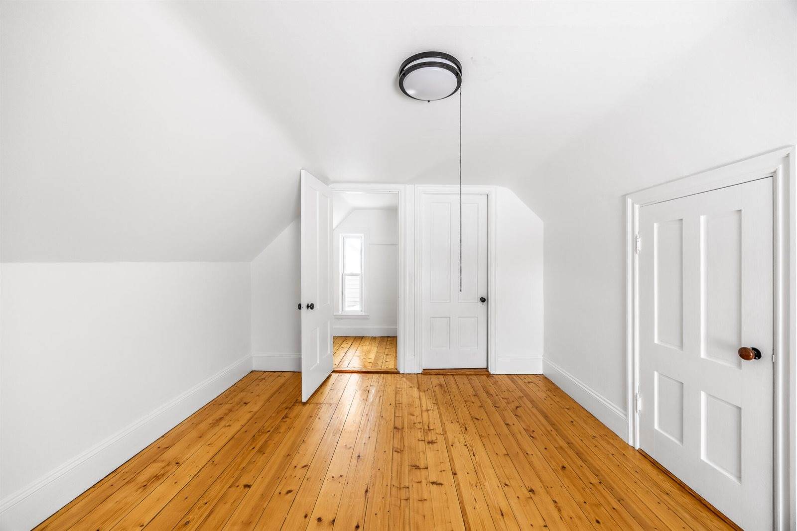 881 Western Avenue, Hampden, ME 04444