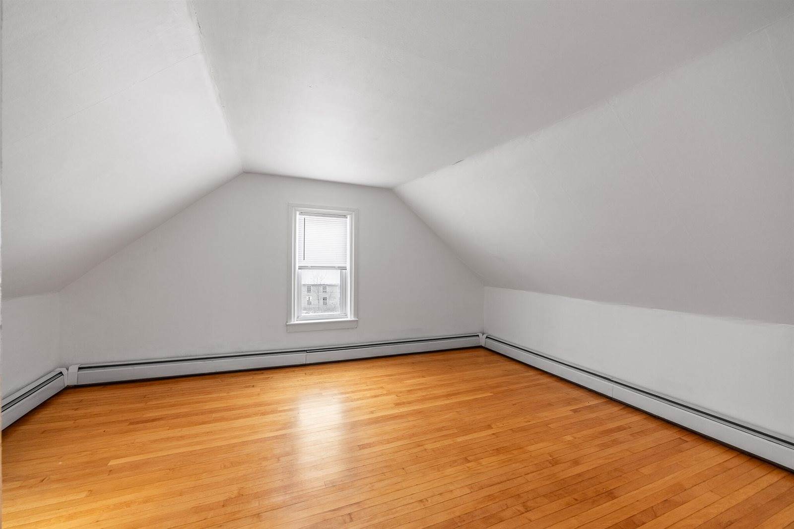 881 Western Avenue, Hampden, ME 04444