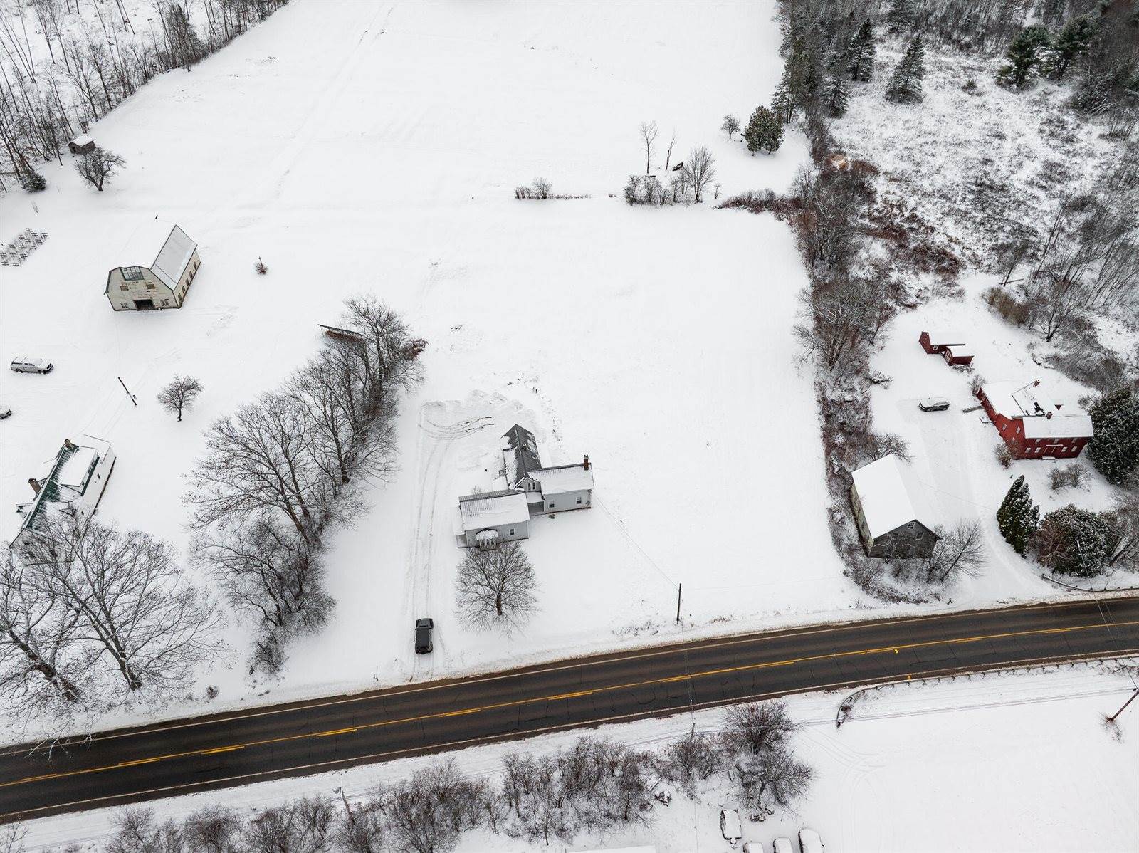 881 Western Avenue, Hampden, ME 04444