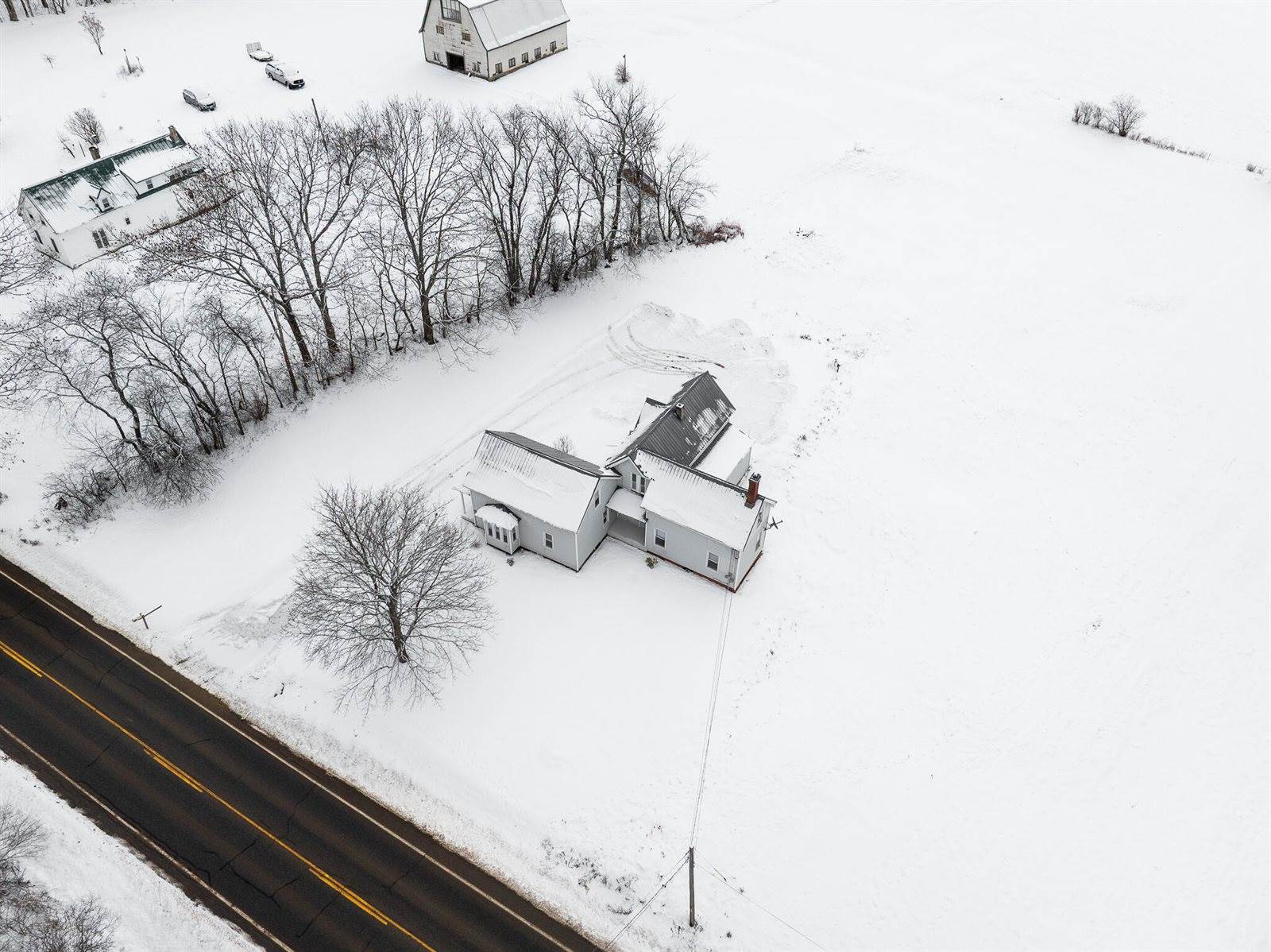 881 Western Avenue, Hampden, ME 04444