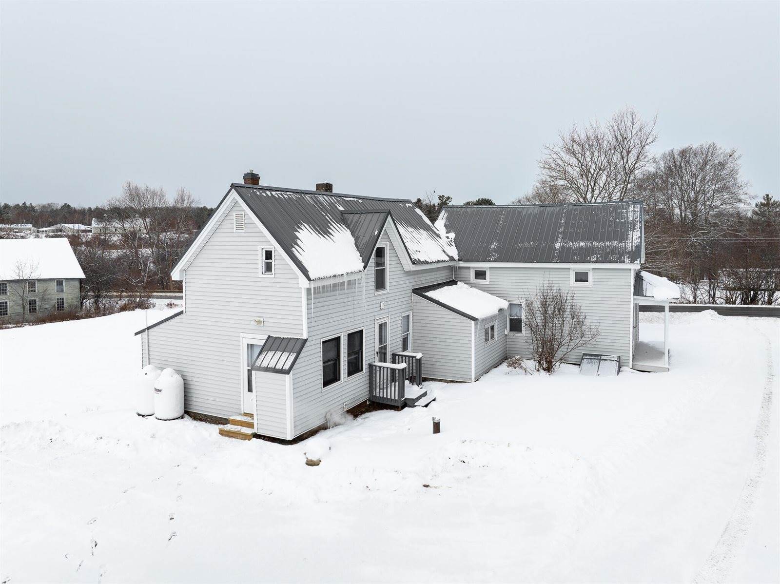 881 Western Avenue, Hampden, ME 04444