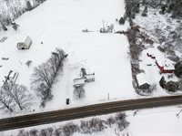 881 Western Avenue, Hampden, ME 04444