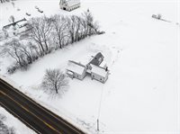 881 Western Avenue, Hampden, ME 04444