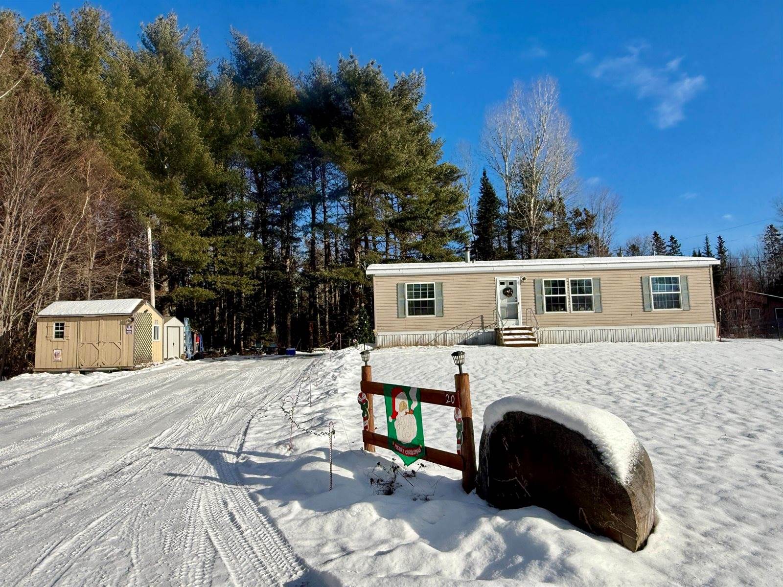 20 Jackson Lane, Milford, ME 04461