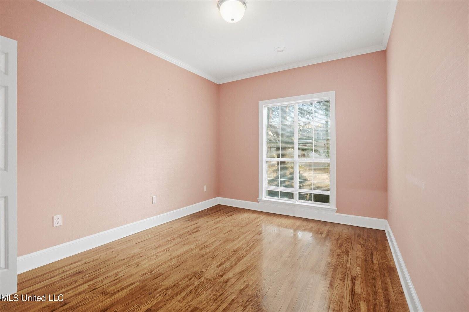 2610 Rue Palafox, Biloxi, MS 39531