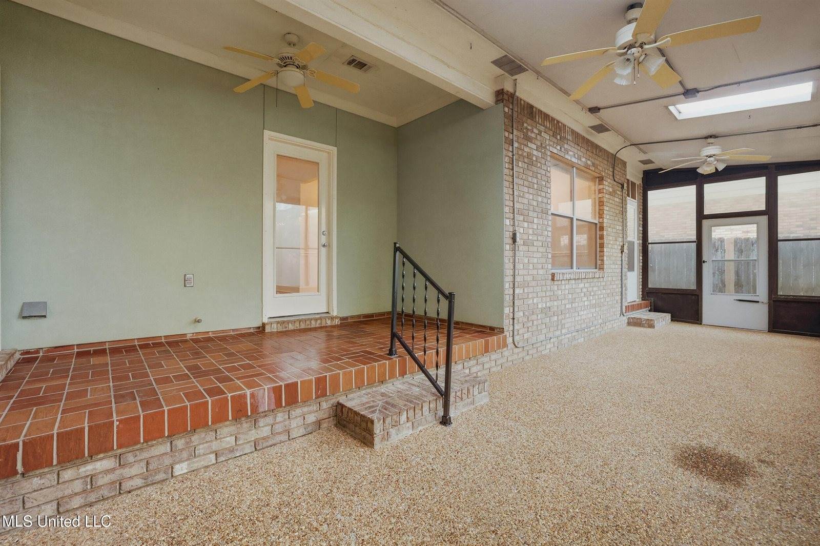 2610 Rue Palafox, Biloxi, MS 39531