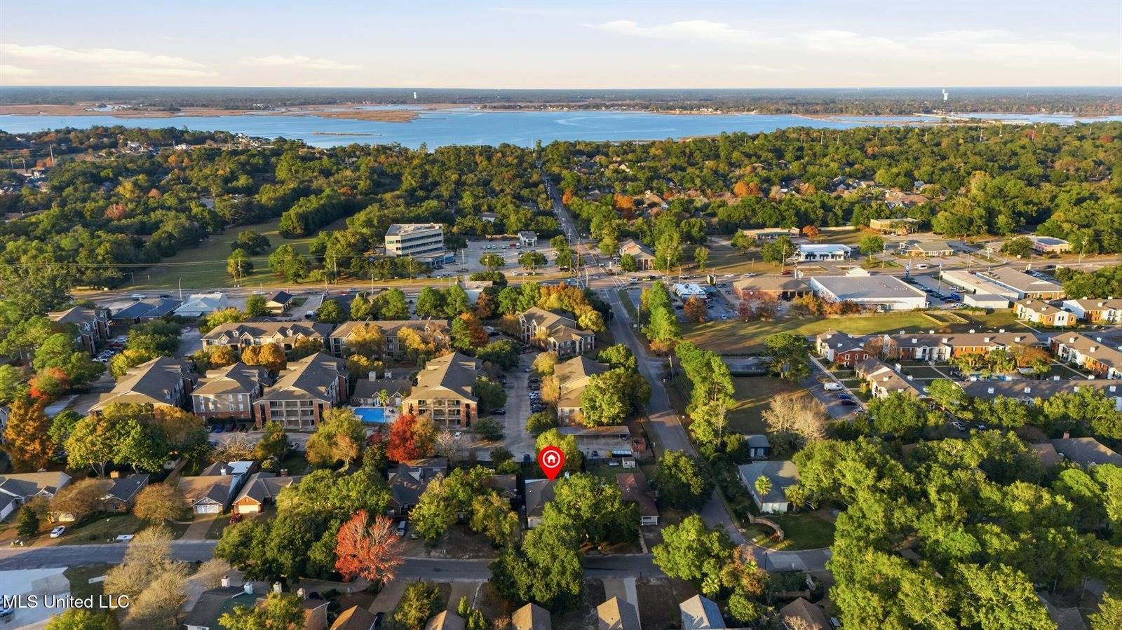 2610 Rue Palafox, Biloxi, MS 39531