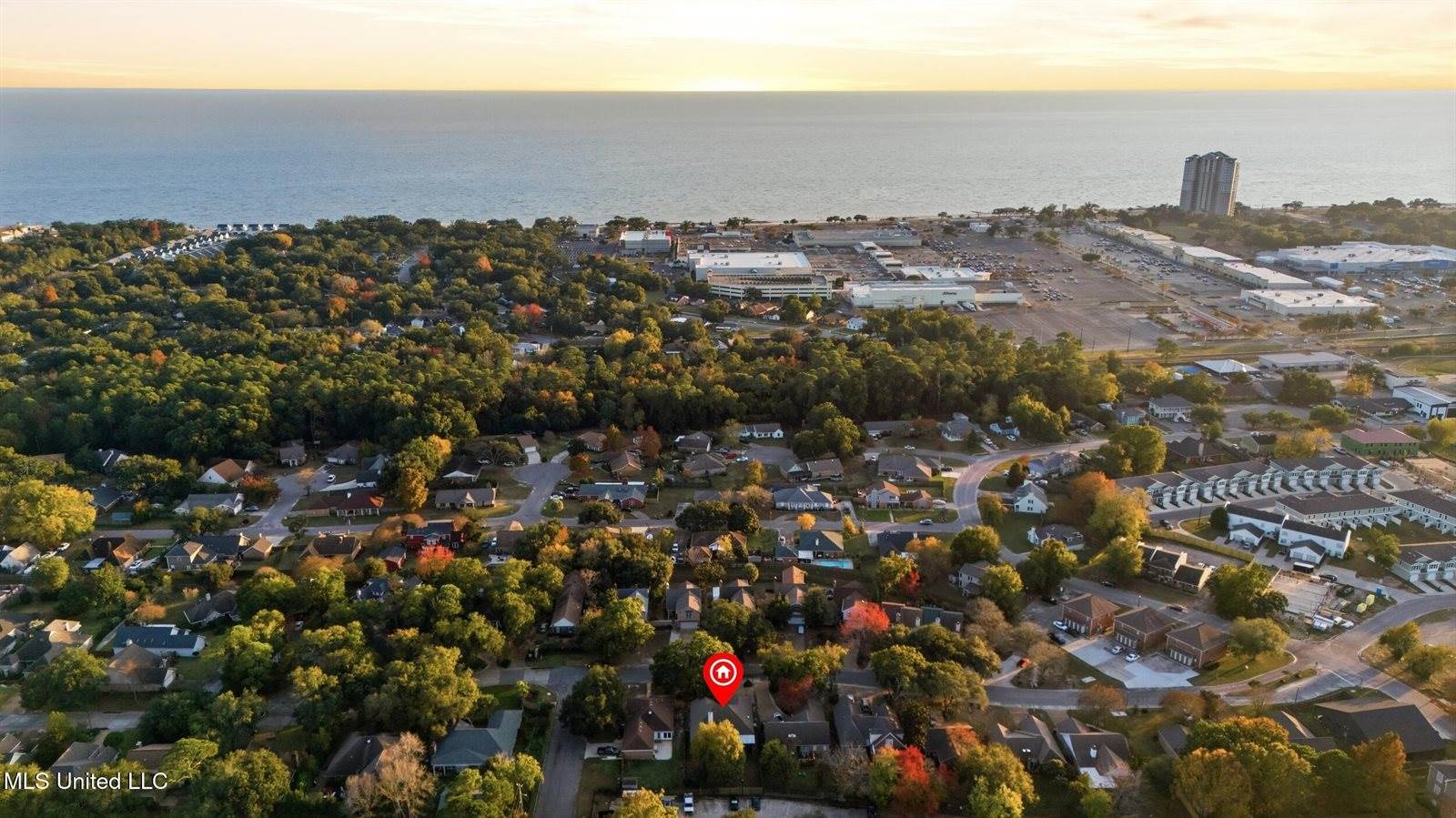 2610 Rue Palafox, Biloxi, MS 39531