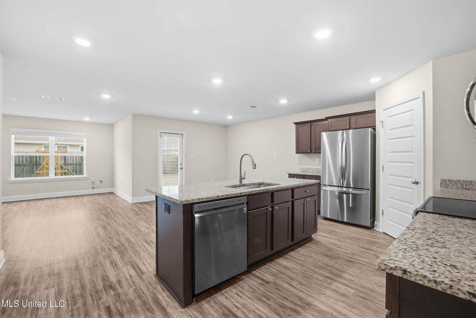 6456 Eastland Circle, Biloxi, MS 39532