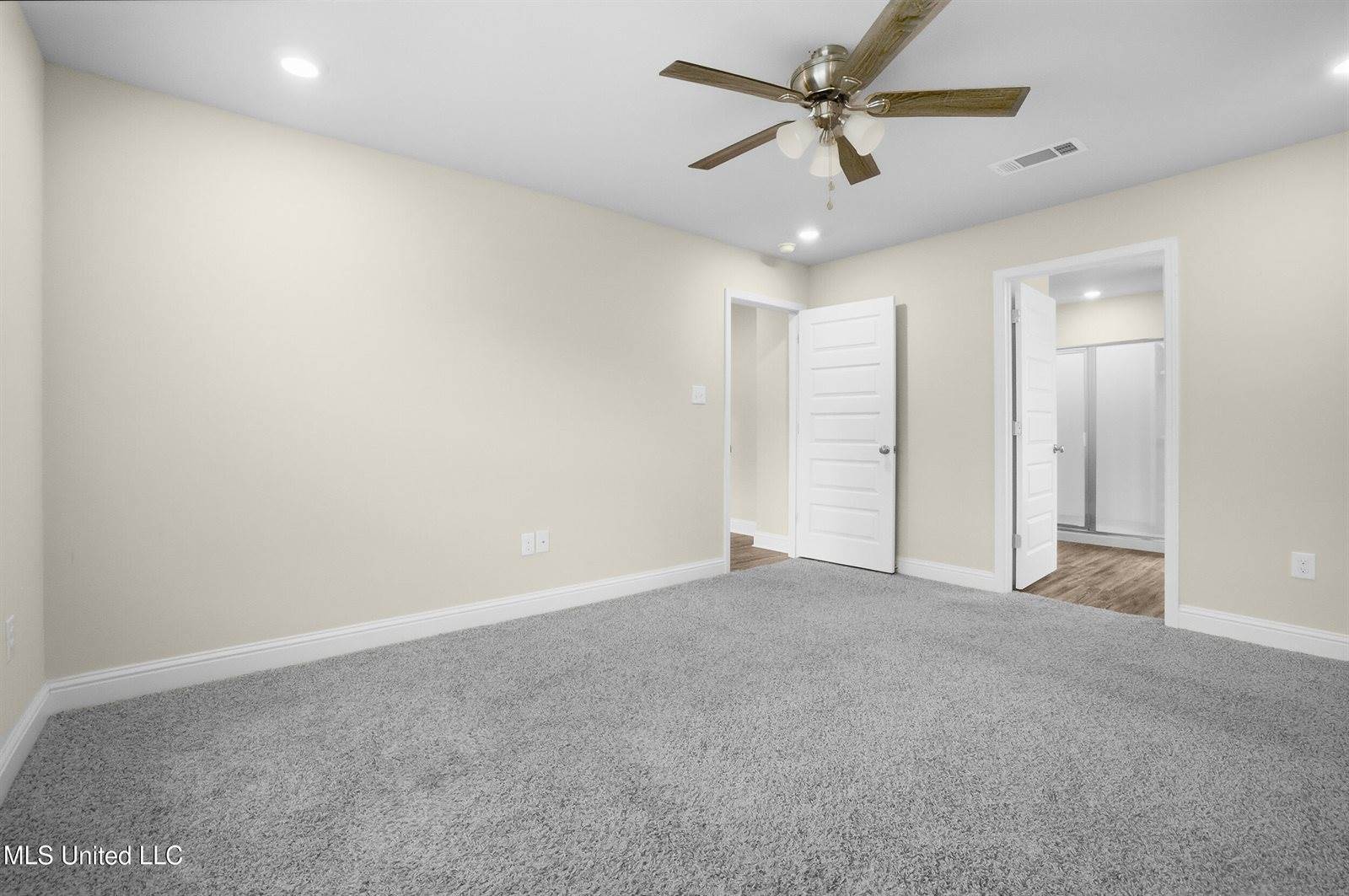 6456 Eastland Circle, Biloxi, MS 39532