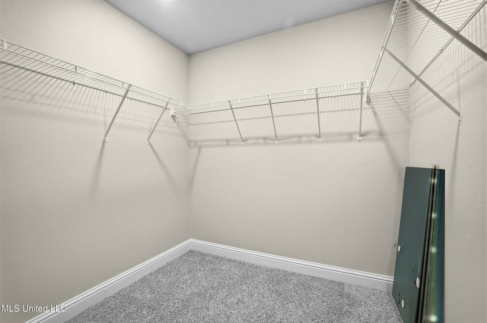 6456 Eastland Circle, Biloxi, MS 39532