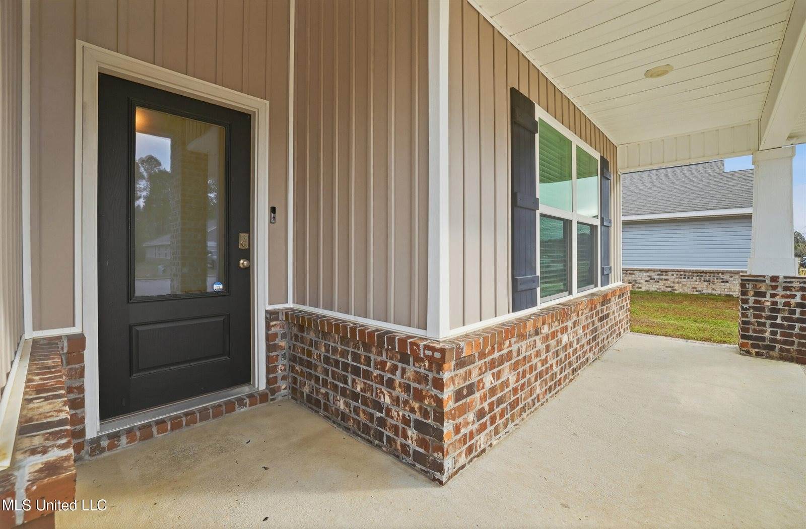 6456 Eastland Circle, Biloxi, MS 39532