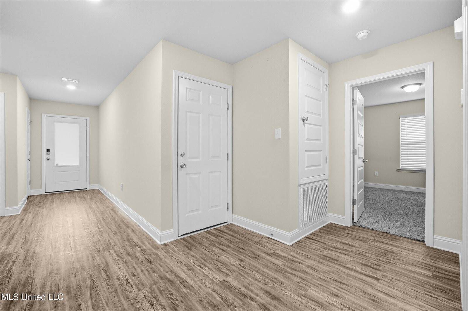 6456 Eastland Circle, Biloxi, MS 39532