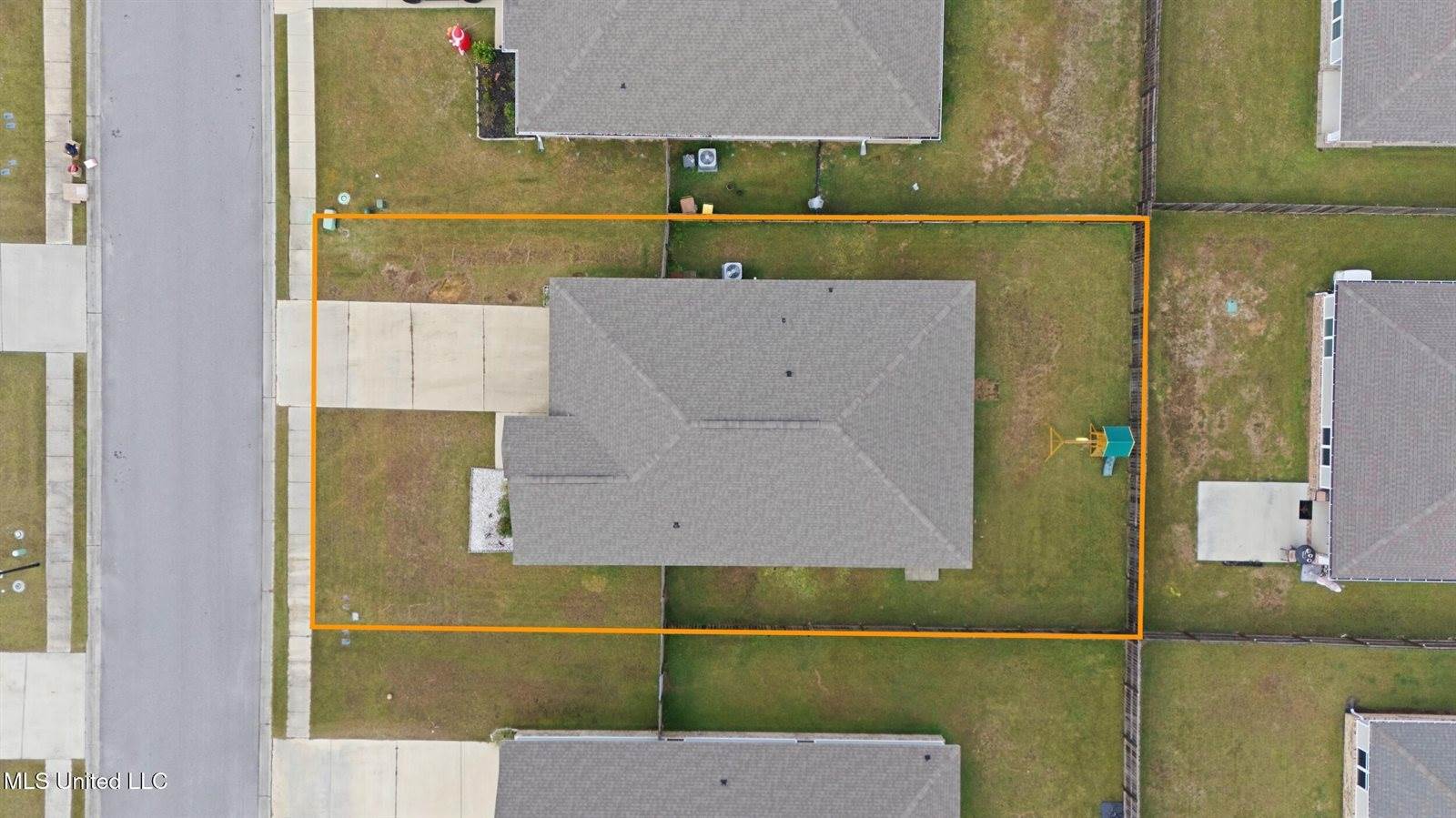 6456 Eastland Circle, Biloxi, MS 39532