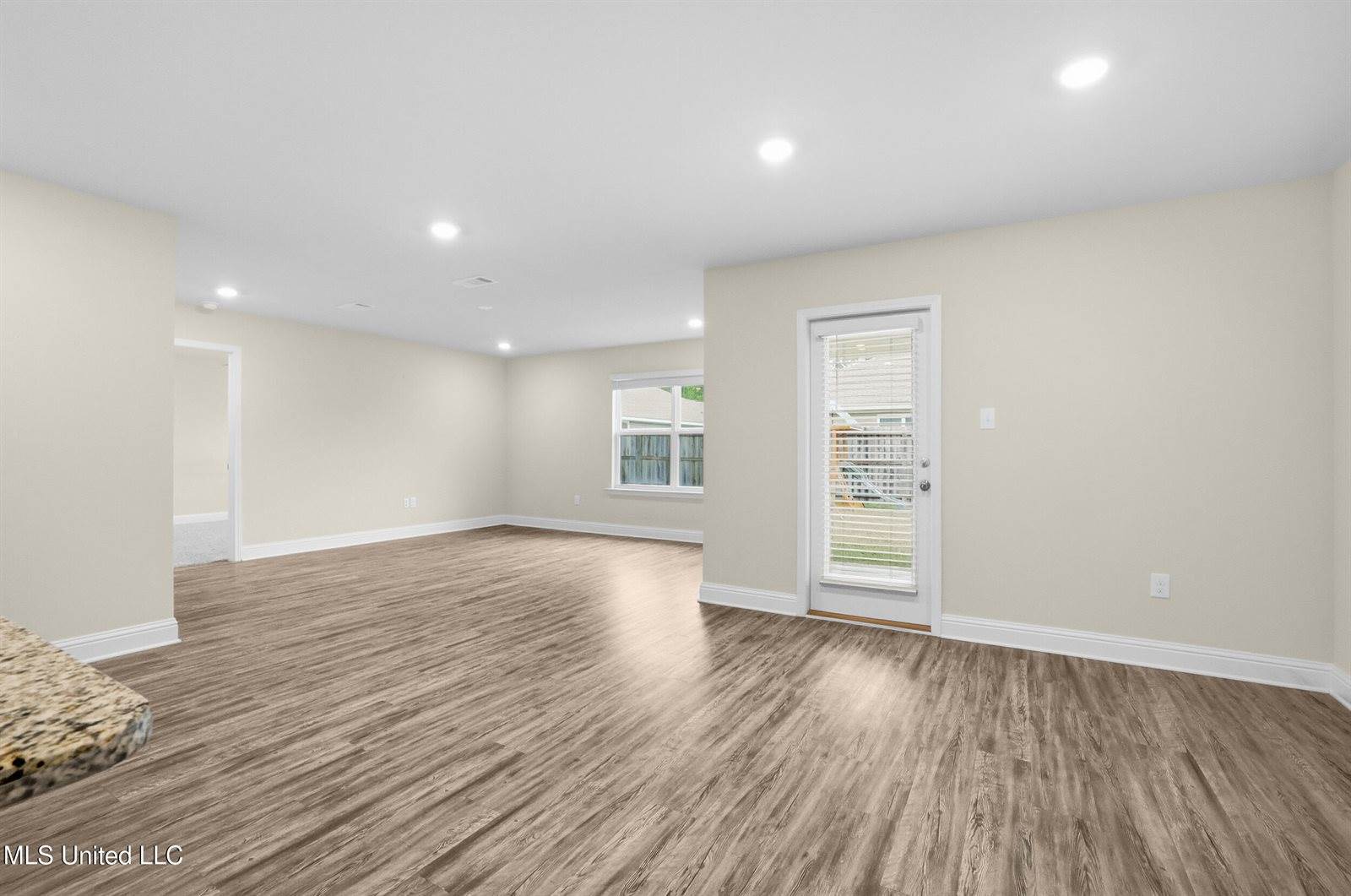 6456 Eastland Circle, Biloxi, MS 39532