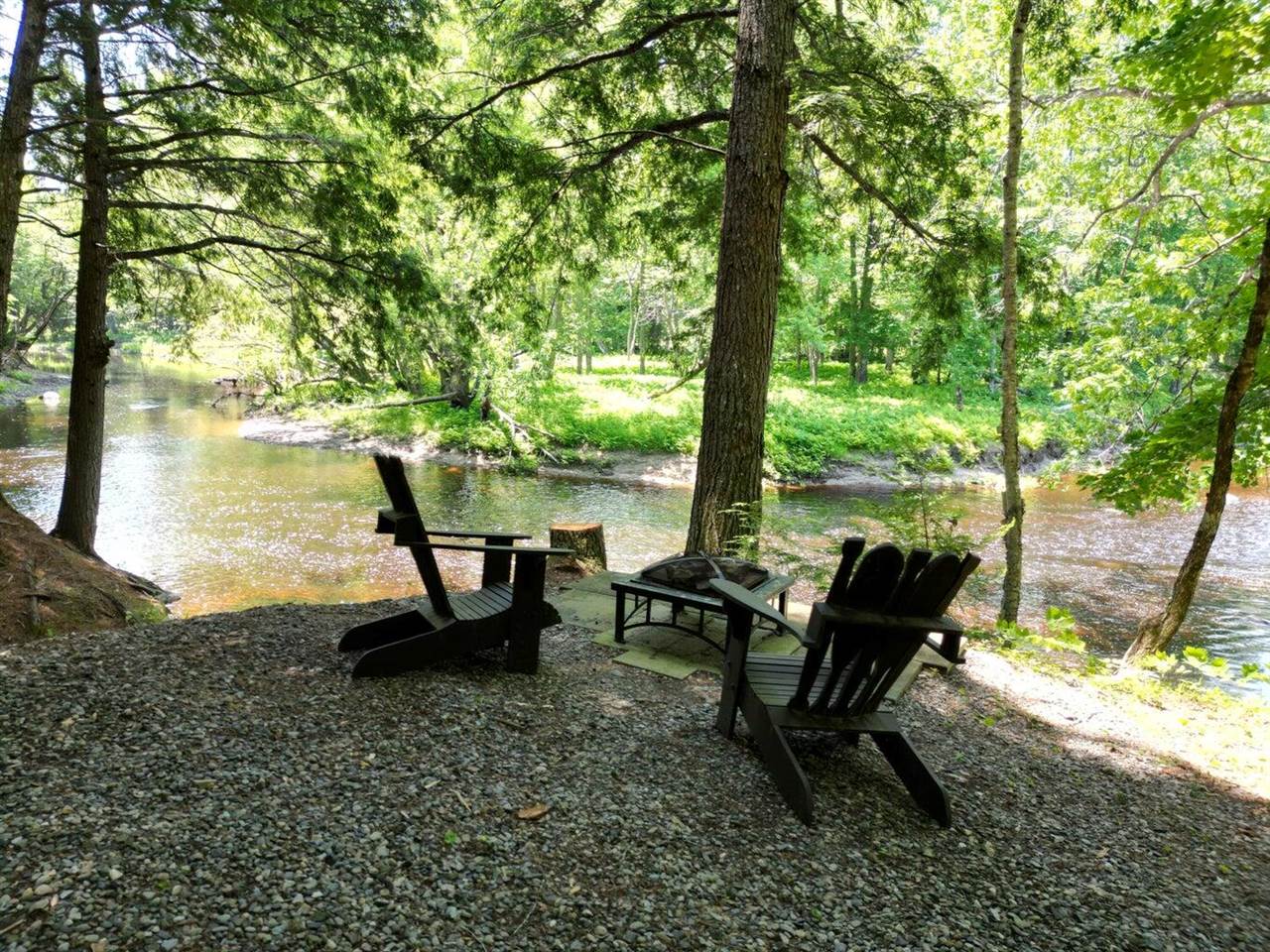 25 Loop Road, Chester, ME 04457