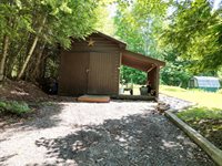 25 Loop Road, Chester, ME 04457