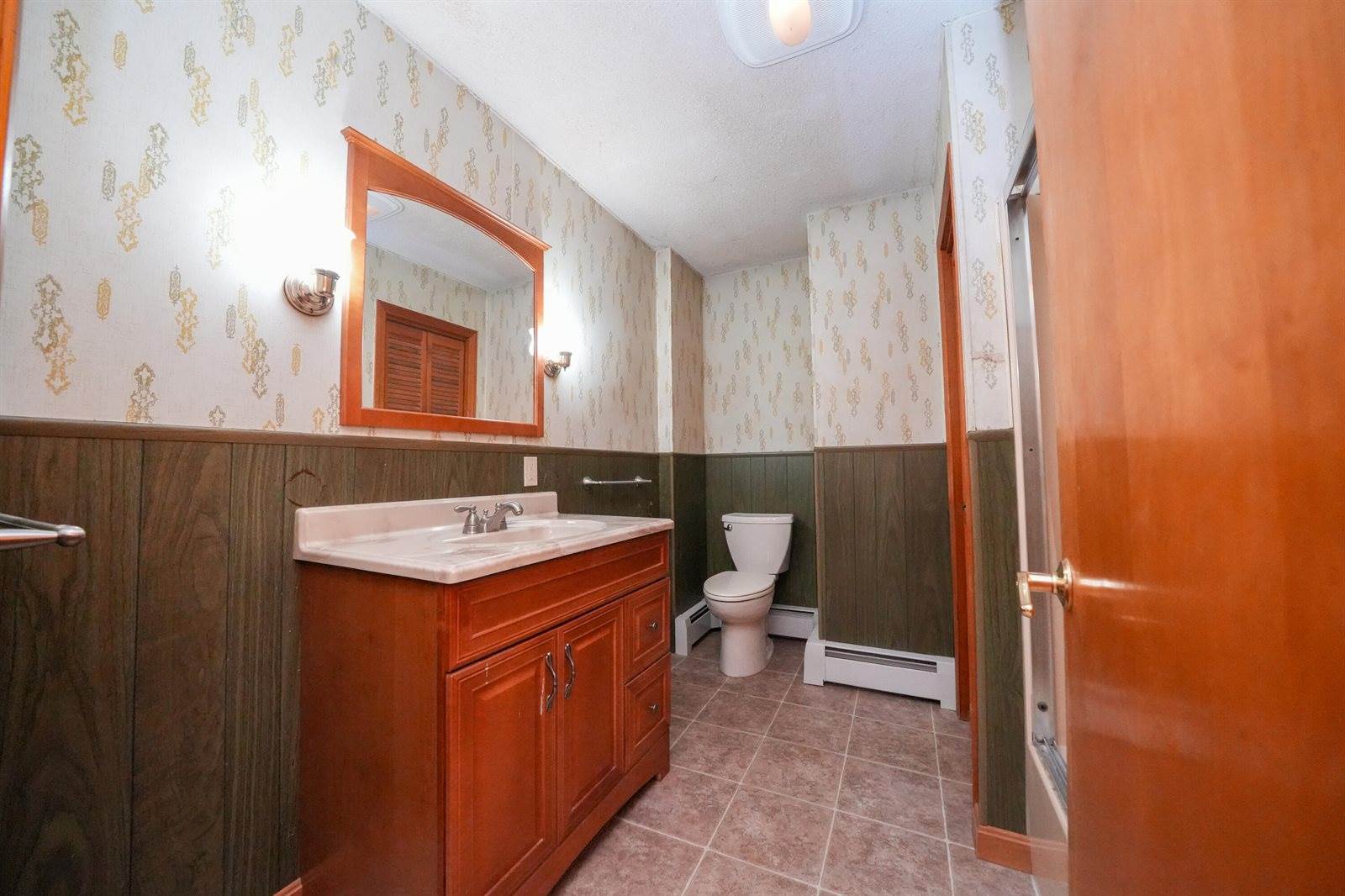 1261 Chase Road, Veazie, ME 04401