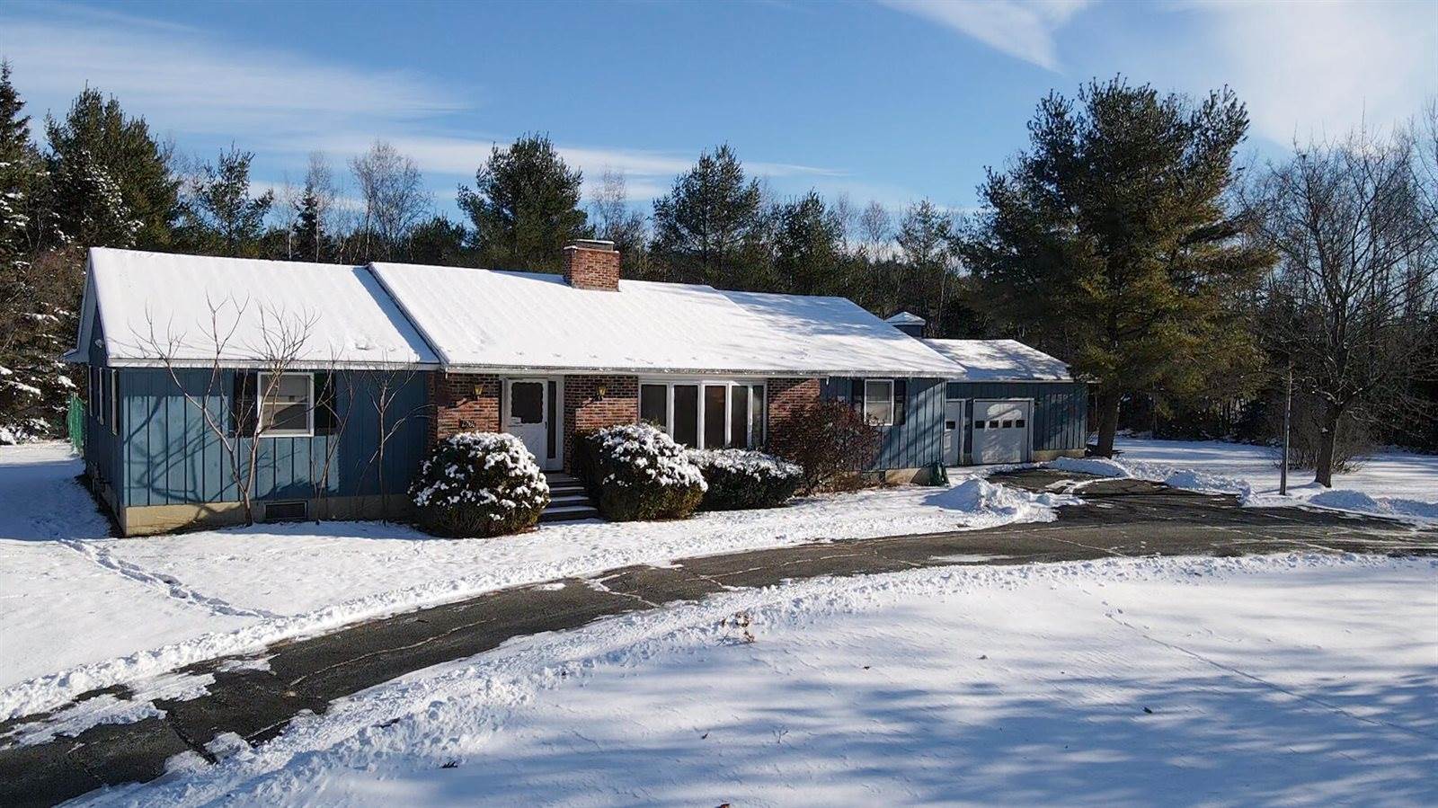 1261 Chase Road, Veazie, ME 04401