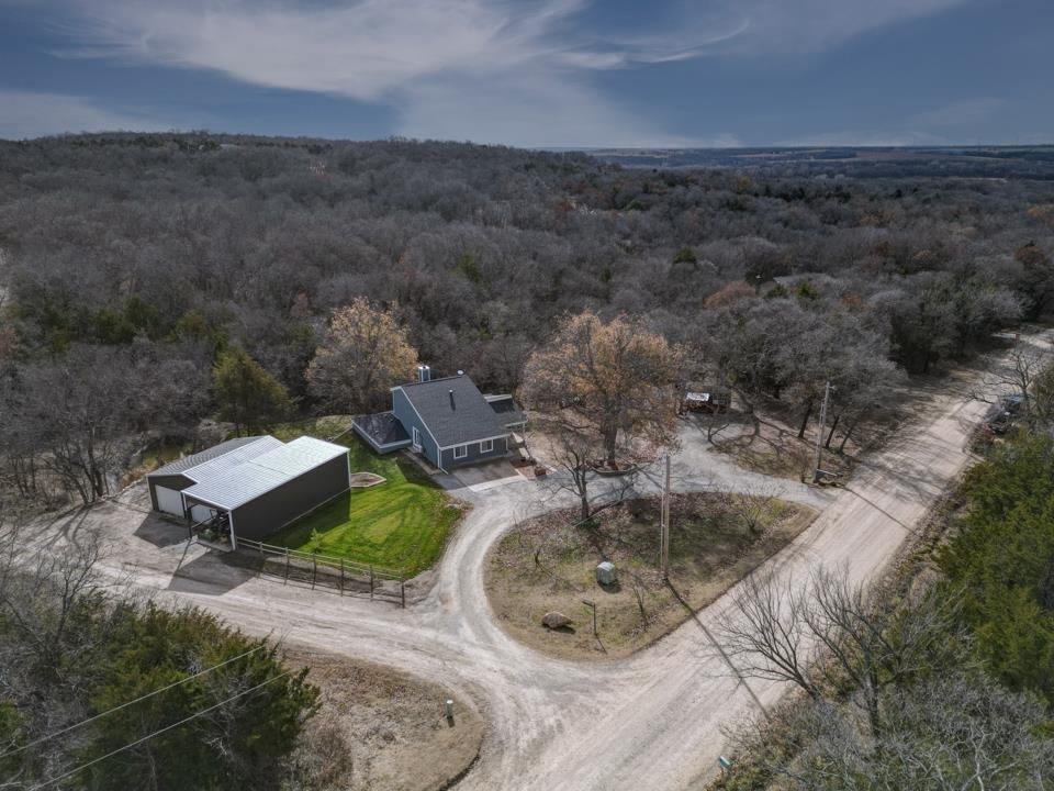 30117 Shady Oak Dr, Arkansas City, KS 67005