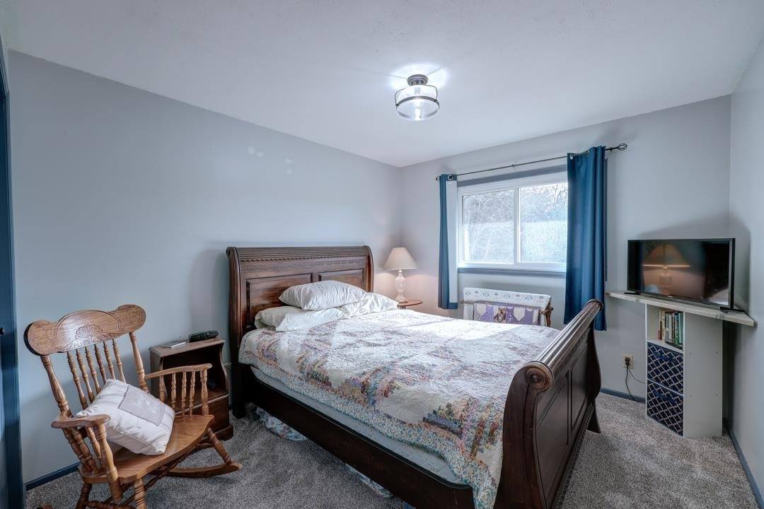 30117 Shady Oak Dr, Arkansas City, KS 67005