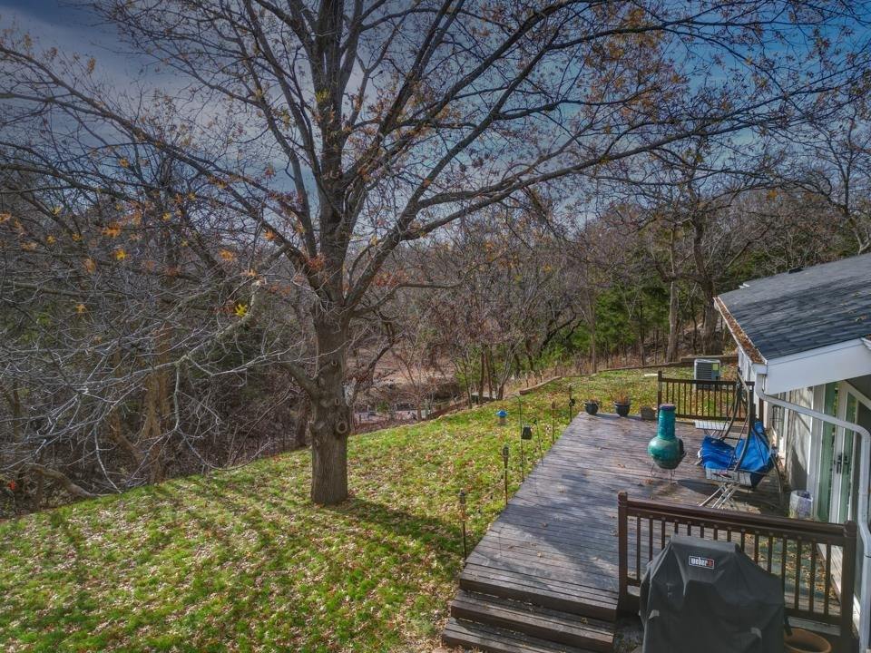 30117 Shady Oak Dr, Arkansas City, KS 67005