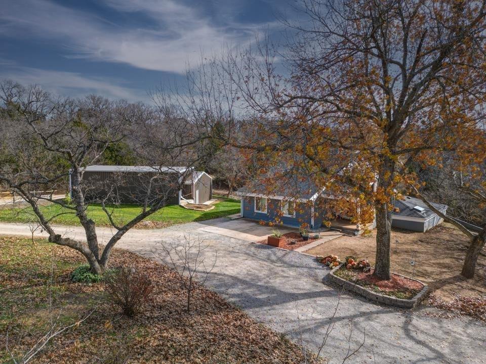 30117 Shady Oak Dr, Arkansas City, KS 67005