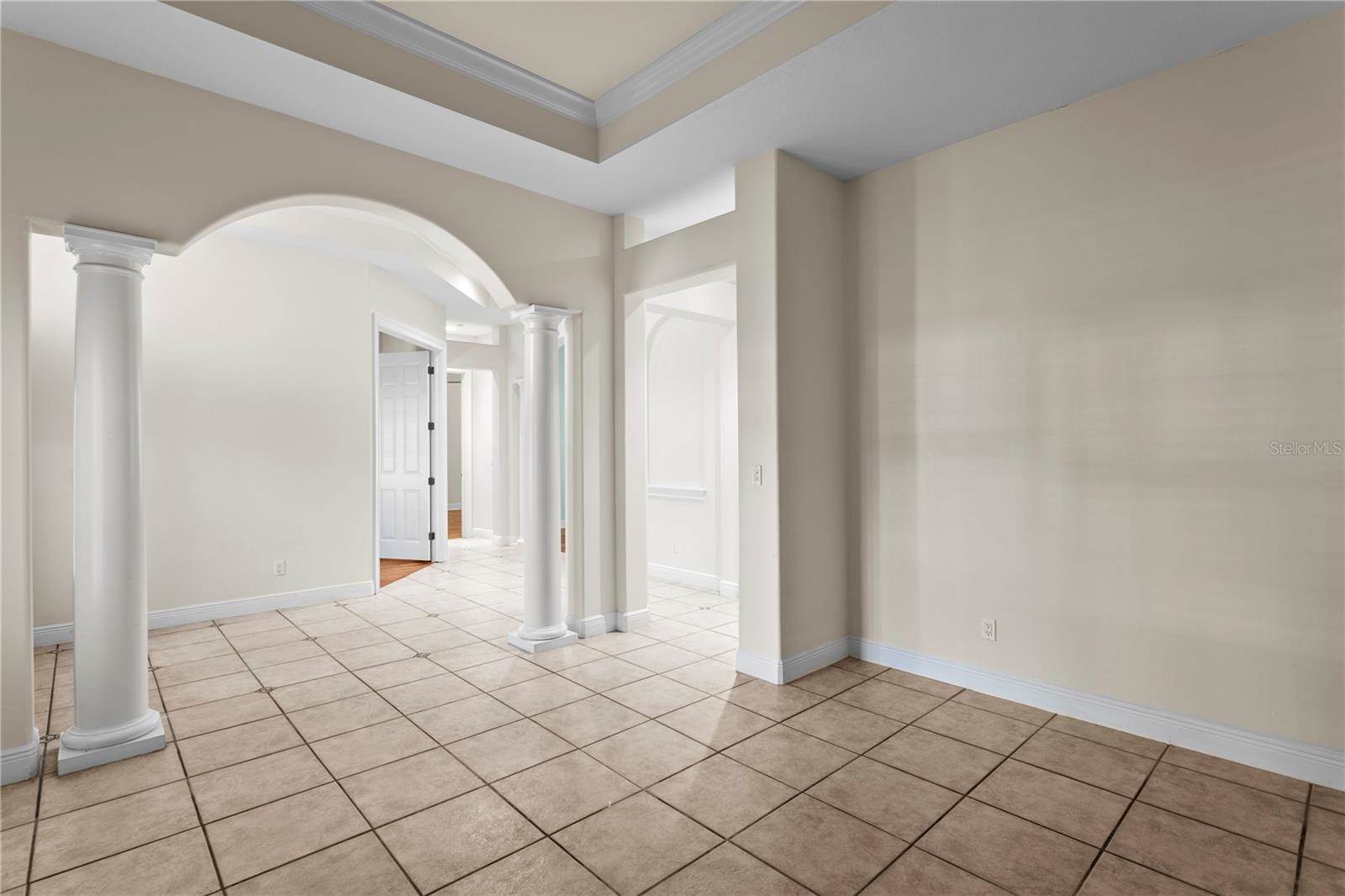 1220 Royal Palm Drive South, Gulfport, FL 33707