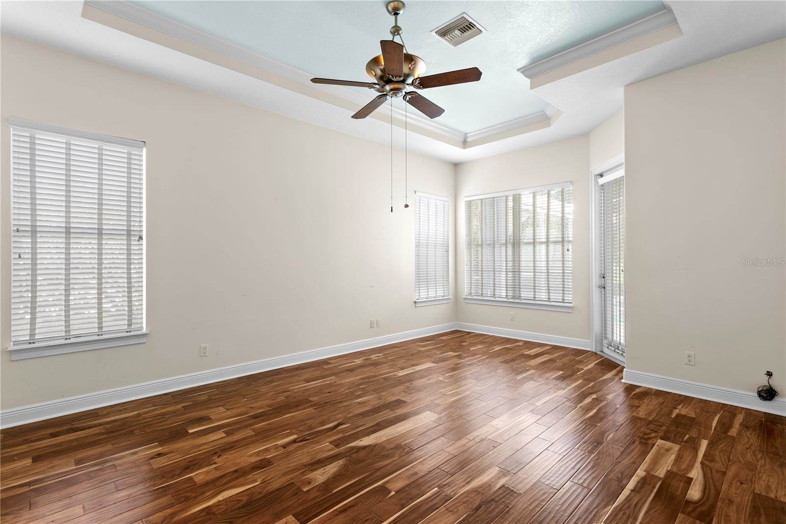 1220 Royal Palm Drive South, Gulfport, FL 33707