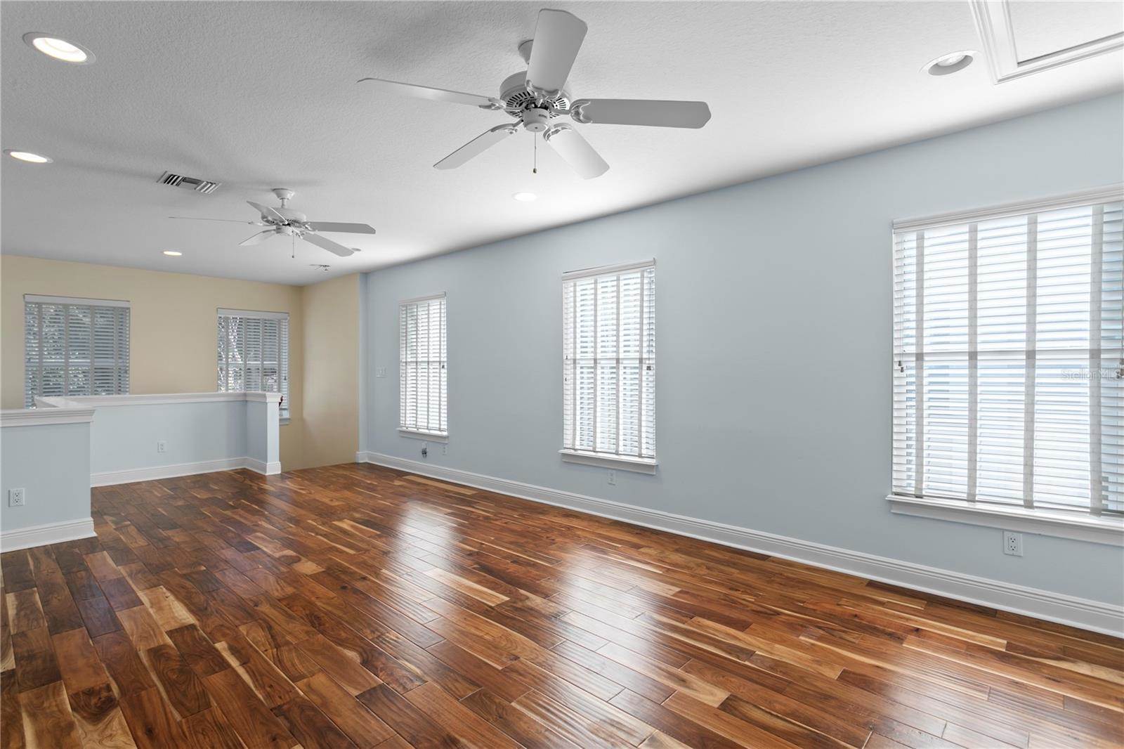 1220 Royal Palm Drive South, Gulfport, FL 33707