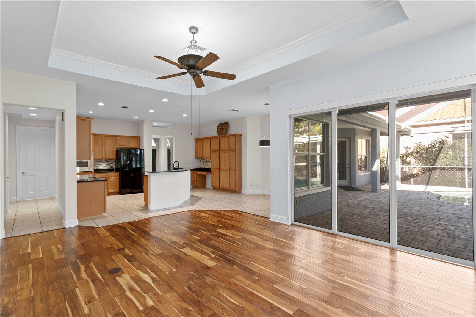 1220 Royal Palm Drive South, Gulfport, FL 33707