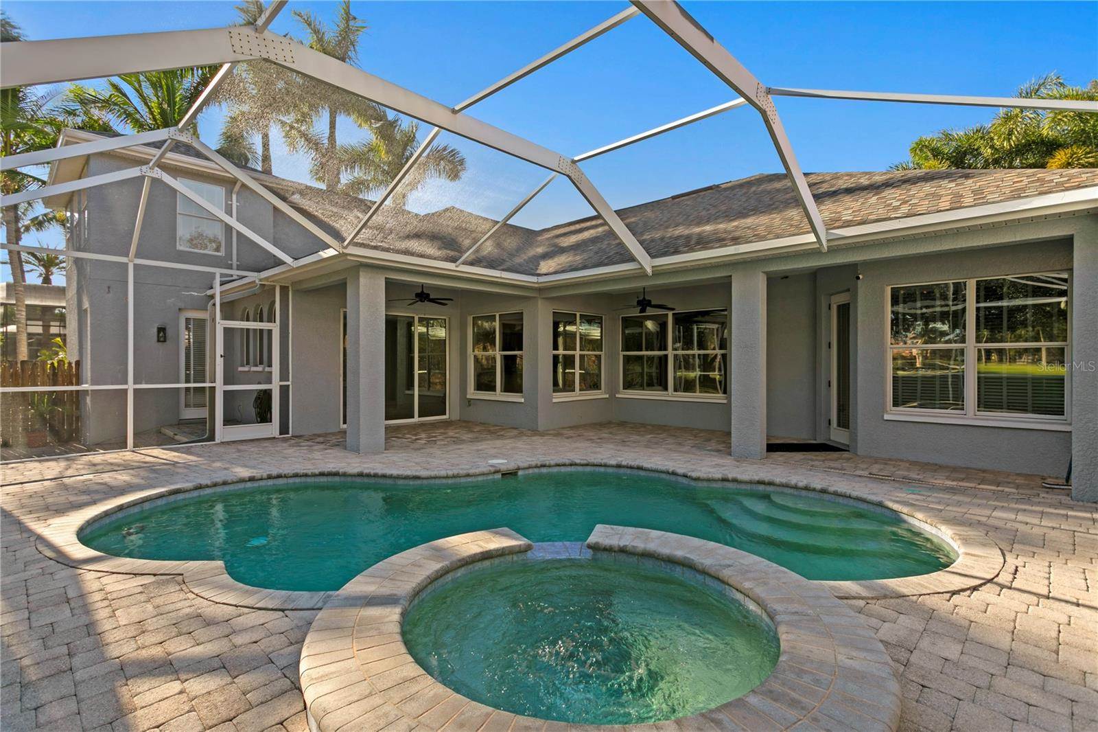 1220 Royal Palm Drive South, Gulfport, FL 33707