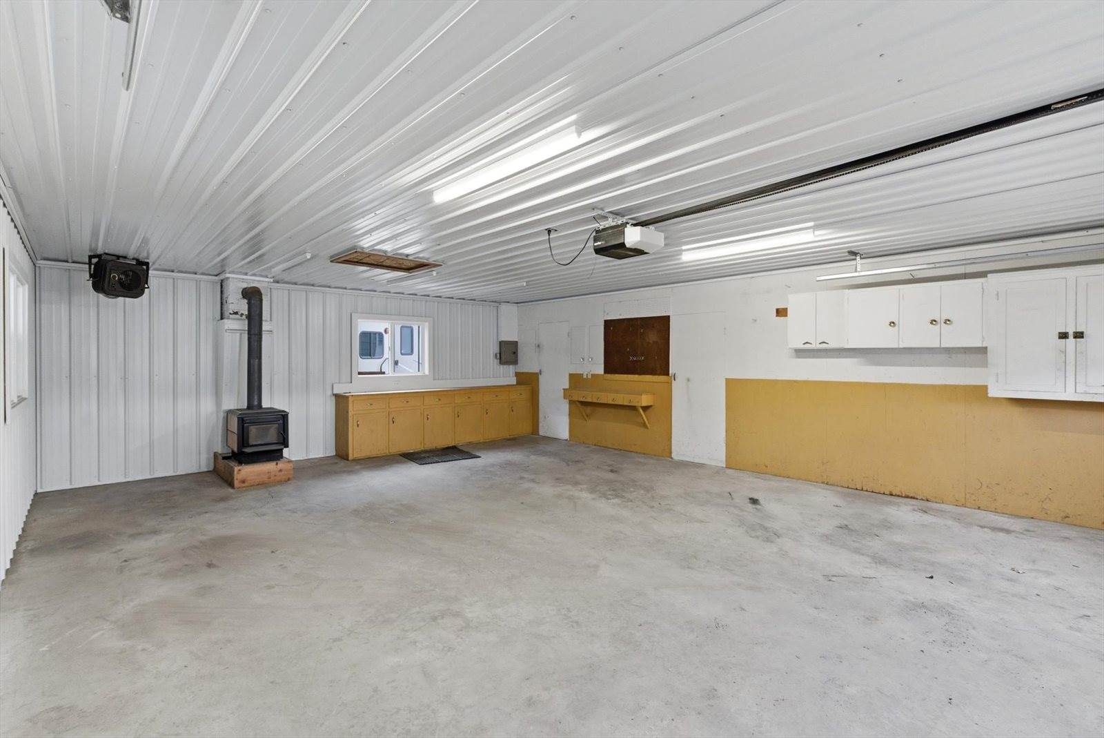 1045 2nd Avenue West, Kalispell, MT 59901