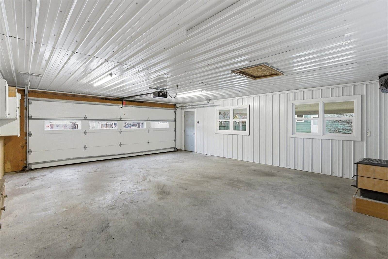 1045 2nd Avenue West, Kalispell, MT 59901