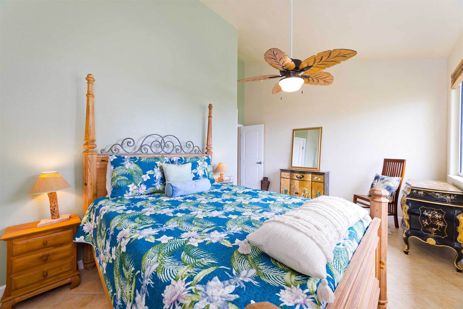 75-638 Makapono Pl, Kailua-Kona, HI 96725