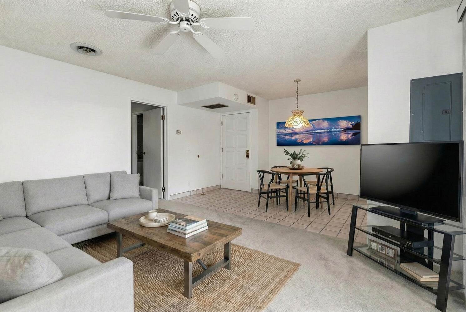 75-5863 Kuakini Highway, Kailua-Kona, HI 96740