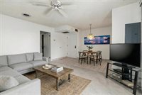 75-5863 Kuakini Highway, Kailua-Kona, HI 96740