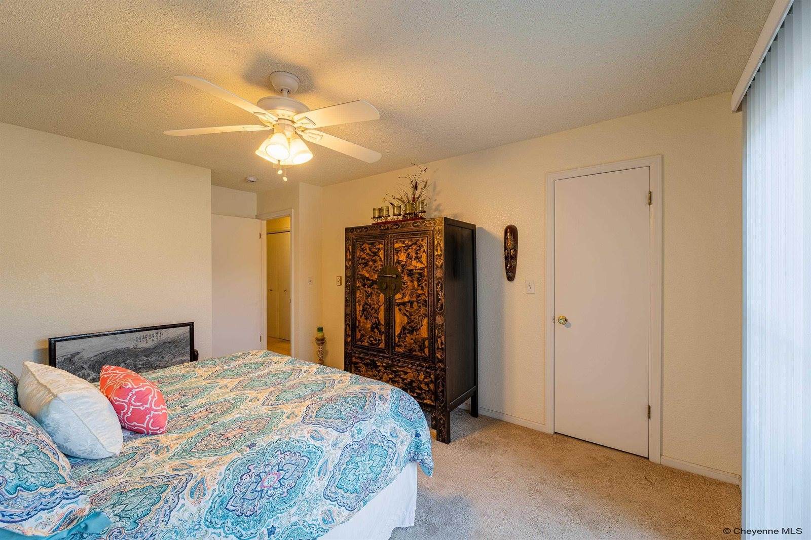 1330 Cleveland Ave, Cheyenne, WY 82001