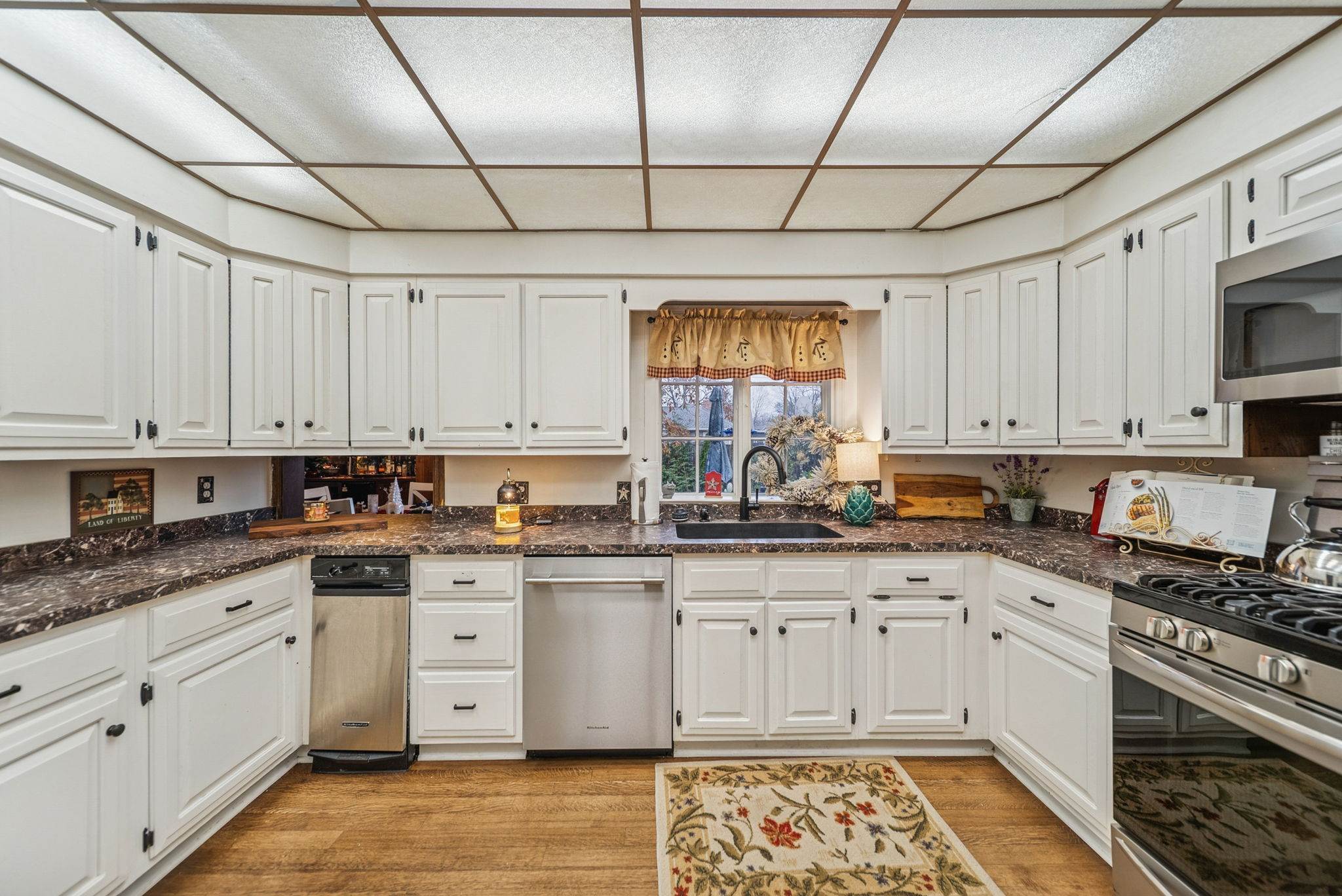 77 McKiney Blvd, Terre Haute, IN 47803